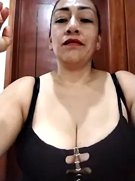 Snapshot of Carlasm- chatting on October 4, 2025, 9:35 pm Carlasm- online show from October 4, 2025, 9:35 pm