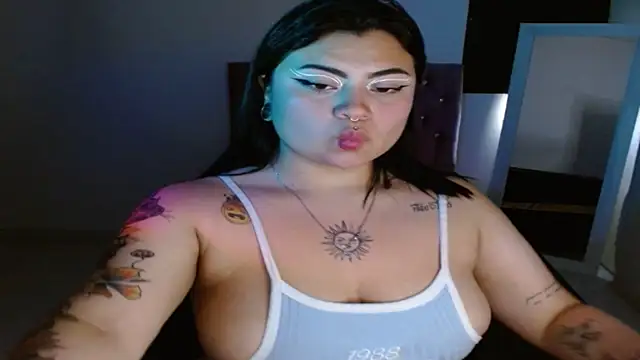 Snapshot of ISABELLA1609 chatting on March 18, 2025, 5:42 pm ISABELLA1609 online show from March 18, 2025, 5:42 pm