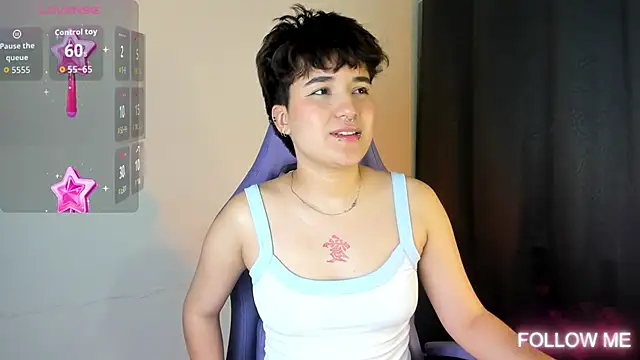 Snapshot of emma_cute7 chatting on October 2, 2025, 4:41 am emma cute7 online show from October 2, 2025, 4:41 am