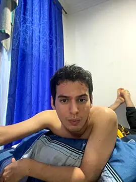 Thiagobb7 online show from October 24, 2025, 10:17 pm