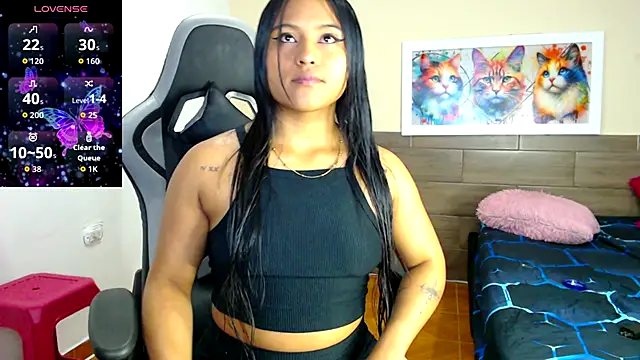 Snapshot of bella_warzon chatting on June 9, 2026, 2:45 am bella warzon online show from June 9, 2026, 2:45 am