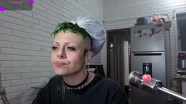 freyaa sorcerees online show from October 7, 2025, 12:19 am