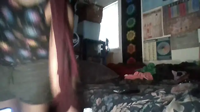 GardeniaFields online show from September 30, 2025, 10:37 pm