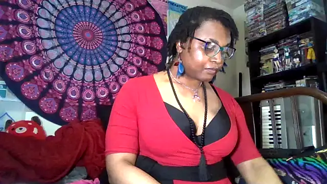 Snapshot of GardeniaFields chatting on June 19, 2026, 9:35 am GardeniaFields online show from June 19, 2026, 9:35 am