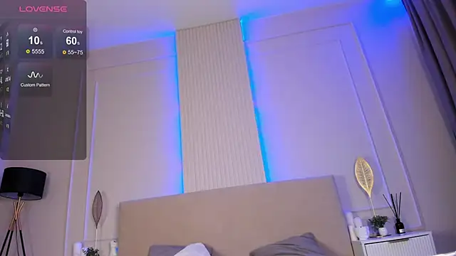 carrie145 online show from October 9, 2025, 2:26 pm