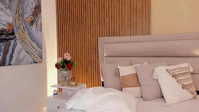 Snapshot of FatimaEvans chatting on November 18, 2025, 4:33 pm FatimaEvans online show from November 18, 2025, 4:33 pm