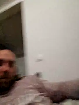 Snapshot of Smokeym123 chatting on March 20, 2025, 2:29 am Smokeym123 online show from March 20, 2025, 2:29 am