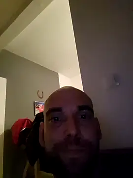 Snapshot of Smokeym123 chatting on December 1, 2025, 12:04 am Smokeym123 online show from December 1, 2025, 12:04 am