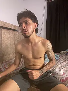 Snapshot of Zayn_kane chatting on May 5, 2026, 2:08 am Zayn kane online show from May 5, 2026, 2:08 am
