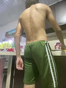Snapshot of Zayn_kane chatting on June 12, 2026, 12:42 am Zayn kane online show from June 12, 2026, 12:42 am