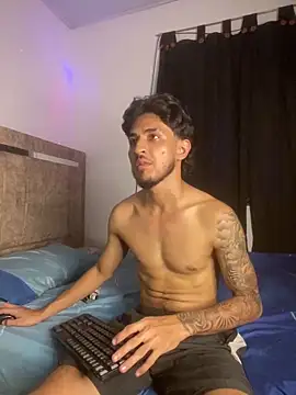 Snapshot of Zayn_kane chatting on June 16, 2026, 1:19 am Zayn kane online show from June 16, 2026, 1:19 am
