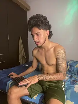 Snapshot of Zayn_kane chatting on July 12, 2026, 4:42 pm Zayn kane online show from July 12, 2026, 4:42 pm