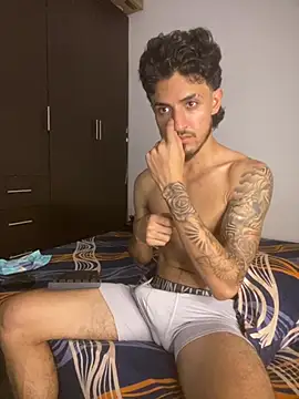 Snapshot of Zayn_kane chatting on July 16, 2026, 6:47 pm Zayn kane online show from July 16, 2026, 6:47 pm