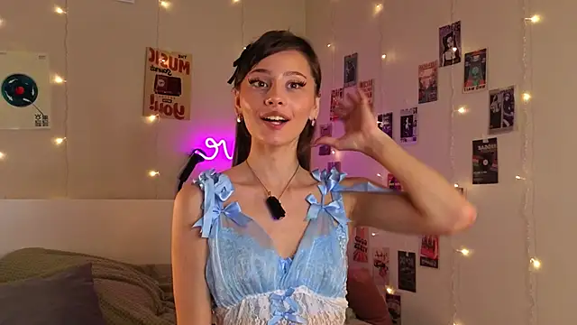 Snapshot of EditaBails chatting on September 12, 2025, 7:47 pm EditaBails online show from September 12, 2025, 7:47 pm