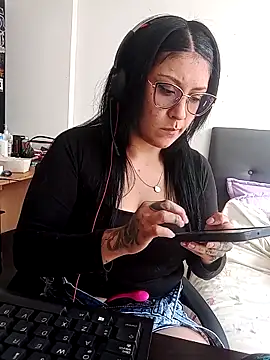 DaniPoison online show from October 17, 2025, 5:59 pm