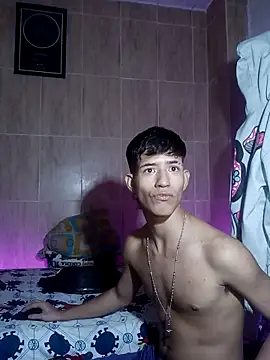 dareck 18 online show from February 23, 2026, 7:50 am