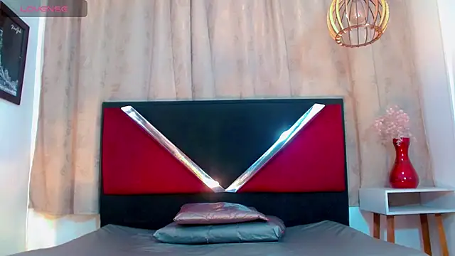 alexsandra kiss online show from July 25, 2026, 11:30 am