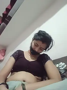 Snapshot of Daya_Chheda chatting on June 12, 2026, 6:51 pm Daya Chheda online show from June 12, 2026, 6:51 pm