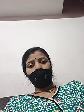 Snapshot of Daya_Chheda chatting on July 8, 2026, 5:28 pm Daya Chheda online show from July 8, 2026, 5:28 pm