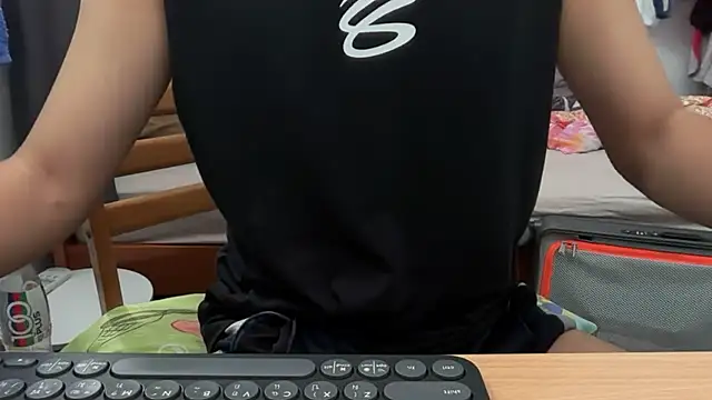 Snapshot of mak_mark92 chatting on October 12, 2025, 7:18 am mak mark92 online show from October 12, 2025, 7:18 am