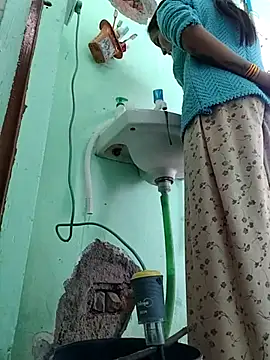 Hotty-Nidhi online show from February 9, 2026, 3:21 am