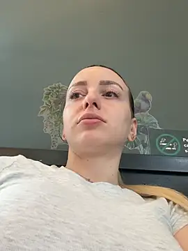 AlexisWhit online show from March 10, 2026, 9:14 am