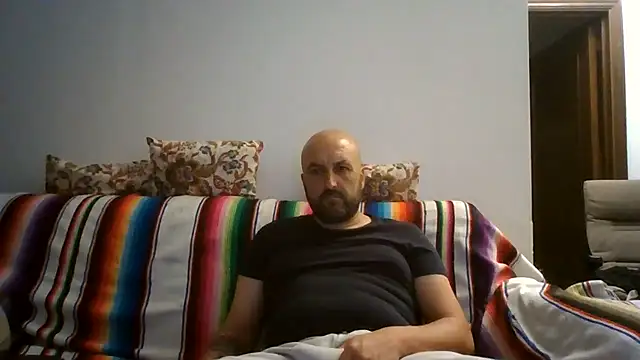 Snapshot of maxxxio12 chatting on July 31, 2026, 8:19 pm maxxxio12 online show from July 31, 2026, 8:19 pm