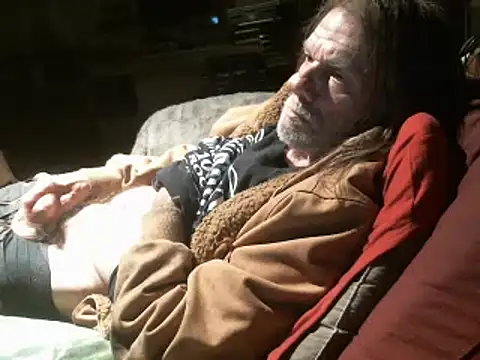 hahard1onestill online show from March 17, 2026, 8:28 am