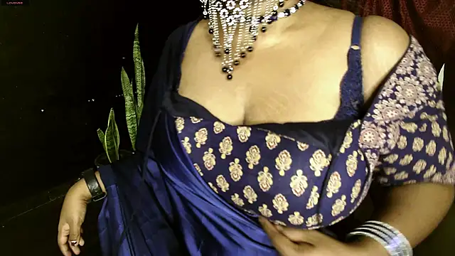 mallutamizhachi online show from June 28, 2026, 8:37 pm