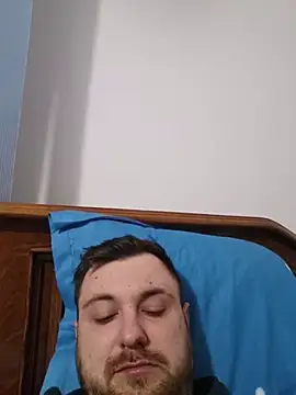 Snapshot of hugedickedd chatting on February 17, 2026, 7:53 pm hugedickedd online show from February 17, 2026, 7:53 pm