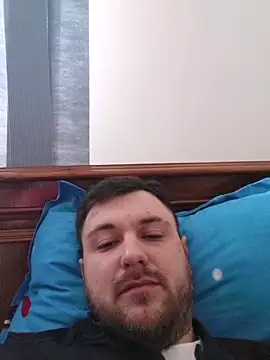 Snapshot of hugedickedd chatting on February 19, 2026, 8:21 am hugedickedd online show from February 19, 2026, 8:21 am