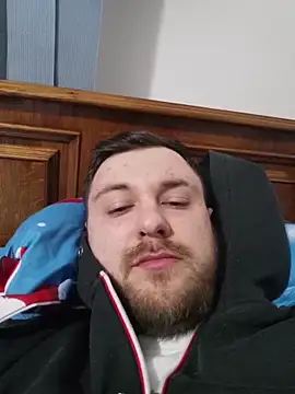 Snapshot of hugedickedd chatting on February 21, 2026, 7:15 pm hugedickedd online show from February 21, 2026, 7:15 pm