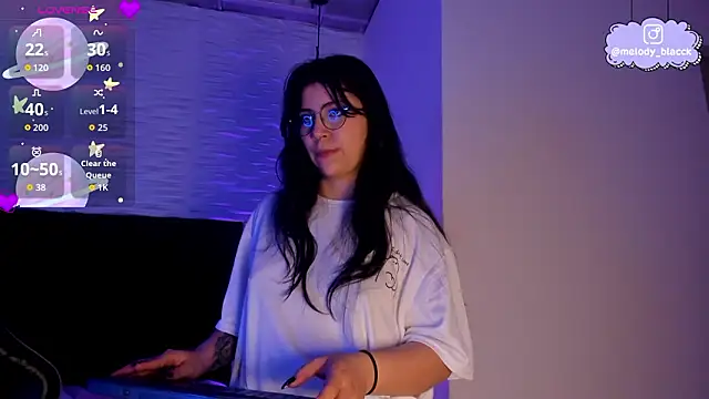 Melody Black  online show from March 3, 2026, 11:32 pm