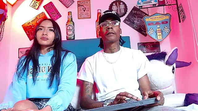 Snapshot of lili_roussi chatting on November 4, 2025, 12:21 am lili roussi online show from November 4, 2025, 12:21 am