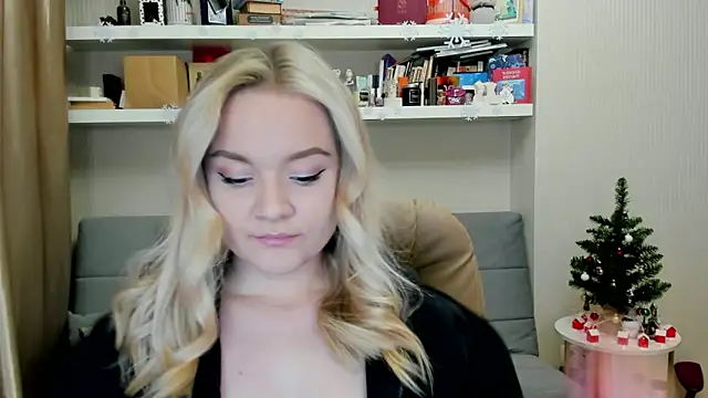 Snapshot of Kara_Smith_ chatting on December 18, 2025, 12:49 am Kara Smith online show from December 18, 2025, 12:49 am