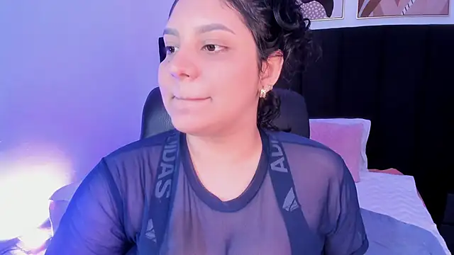 Snapshot of dullce77 chatting on June 29, 2026, 7:14 pm dullce77 online show from June 29, 2026, 7:14 pm