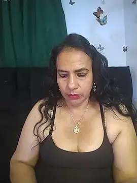 Snapshot of AlexaNovoa_ chatting on May 20, 2026, 1:56 am AlexaNovoa online show from May 20, 2026, 1:56 am
