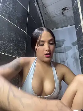 iamsara 21 online show from February 14, 2026, 3:03 am