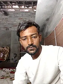 India HOT23 online show from November 23, 2025, 4:23 am