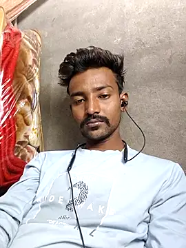 India HOT23 online show from May 27, 2026, 6:10 am