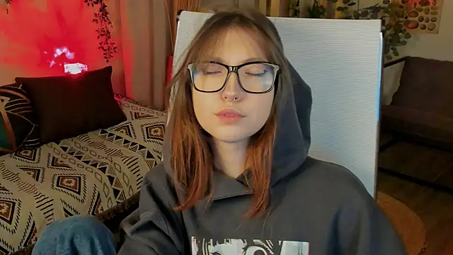 MemoryCadence online show from October 12, 2025, 3:22 pm