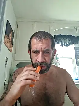 Snapshot of mayg chatting on July 16, 2026, 6:47 pm mayg online show from July 16, 2026, 6:47 pm
