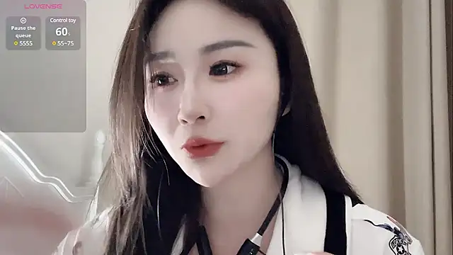 sexy-cc666 online show from March 14, 2025, 7:23 pm