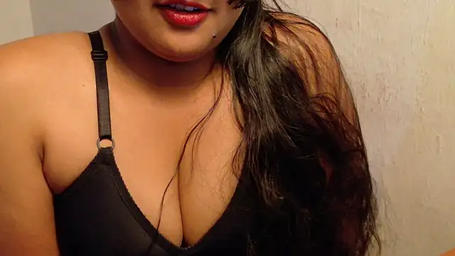 Snapshot of Cludi-New chatting on October 15, 2025, 3:06 am Cludi-New online show from October 15, 2025, 3:06 am