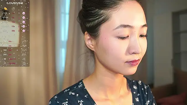 Snapshot of SeulBi chatting on November 26, 2025, 10:27 am SeulBi online show from November 26, 2025, 10:27 am