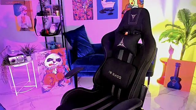 Snapshot of SarahAlluring chatting on November 15, 2025, 11:51 am SarahAlluring online show from November 15, 2025, 11:51 am