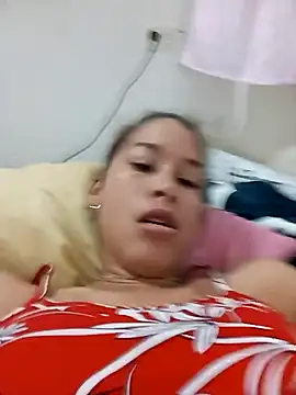 Snapshot of Sexi_girl29 chatting on October 18, 2025, 8:26 am Sexi girl29 online show from October 18, 2025, 8:26 am