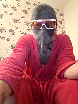 Snapshot of ThePython666 chatting on March 11, 2025, 6:52 pm ThePython666 online show from March 11, 2025, 6:52 pm