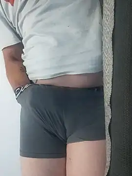 Snapshot of gui67675 chatting on September 16, 2025, 7:26 pm gui67675 online show from September 16, 2025, 7:26 pm