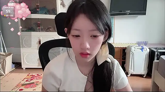umi-dd online show from June 25, 2026, 5:12 am